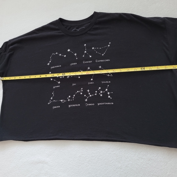 Zodiac Constellation Cropped Shirt | EUC Long Sleeves Ladies XL - Picture 4 of 11